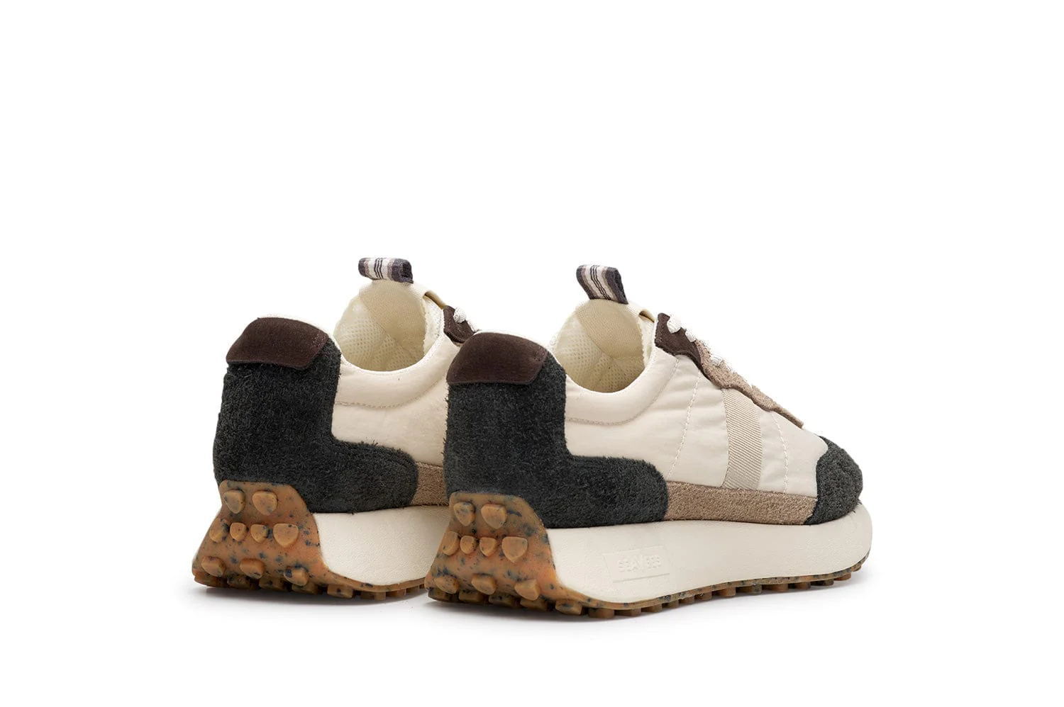 Mens - Acorn Trainer - Black and Tan - Image 7